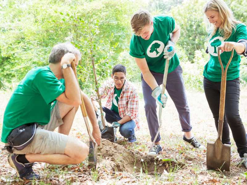 Volunteering in High School